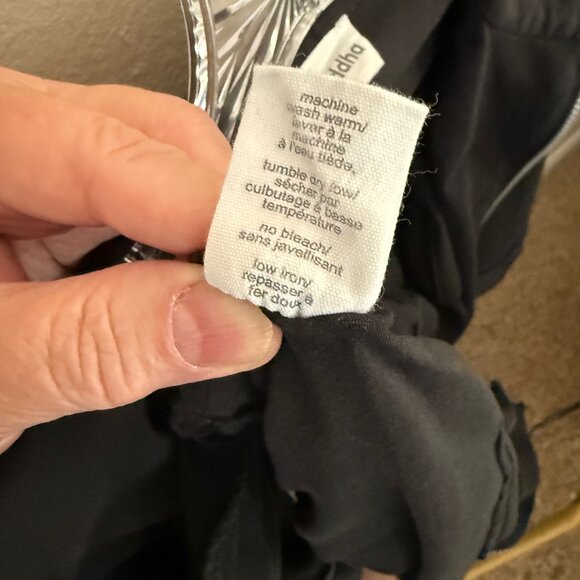 Neon Buddha Long Black Ruffle Jacket – Warm Knit, Zipper Front, Size XL - Picture 12 of 12